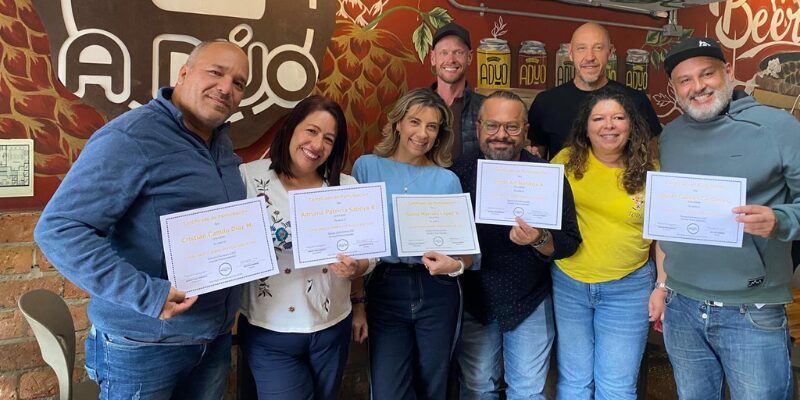 Curso de Destilación y Elaboración de Gin en Bogotá Curso de Destilación y Elaboración de Gin en Bogotá