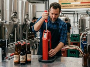 Tapadora de Banco El Secreto Italiano para un Sellado Perfecto de tus Cervezas